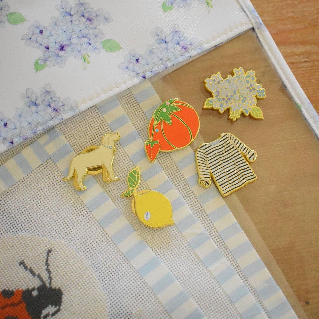 Tomato Pincushion Needle Minder