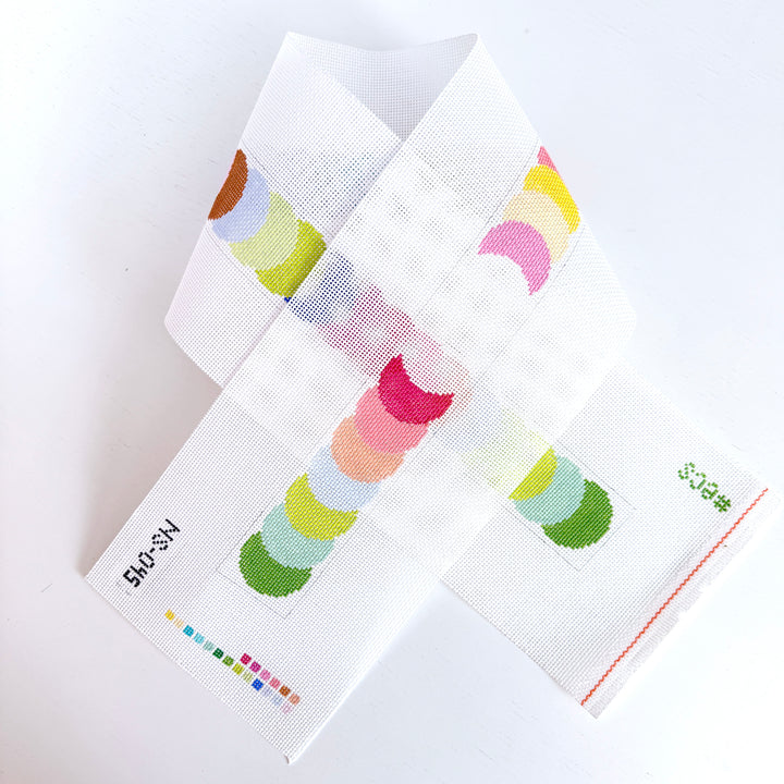 overlapping color bag strap